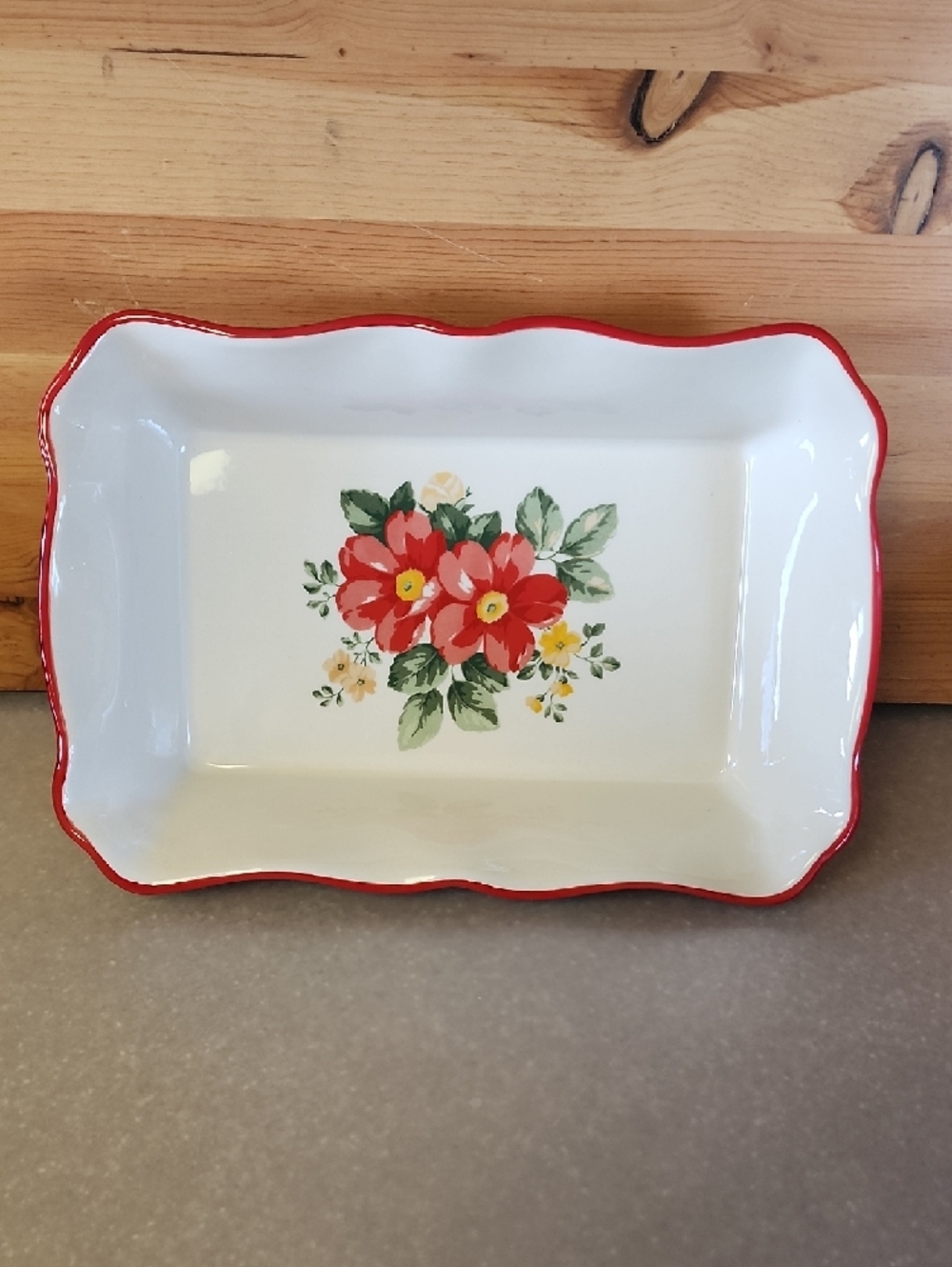 The Pioneer Woman Floral Ceramic Baking Dish with Red Trim. - Picture 12 of 12